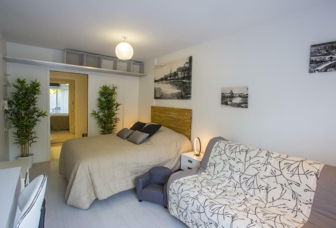 Les Tresors De Lizzie Hotel Coutras Luaran gambar
