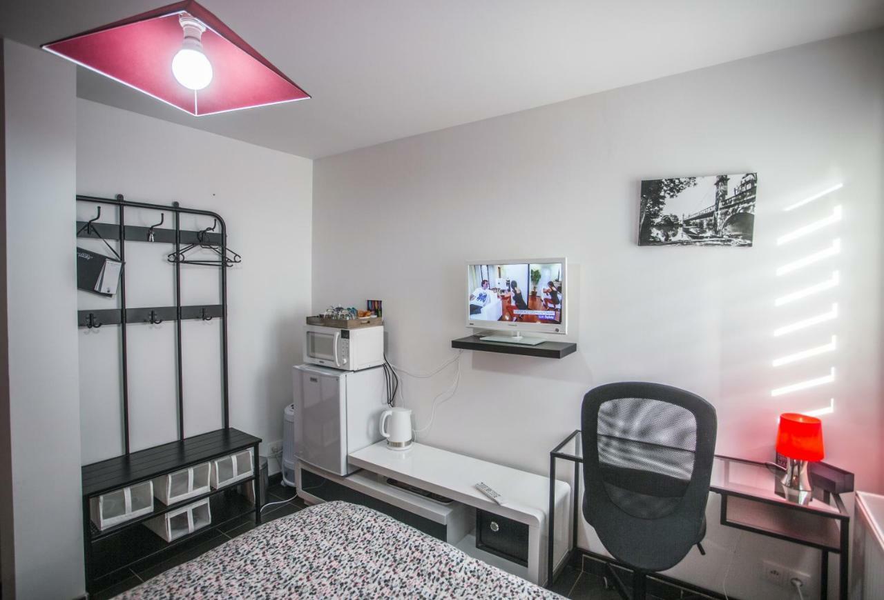Les Tresors De Lizzie Hotel Coutras Luaran gambar