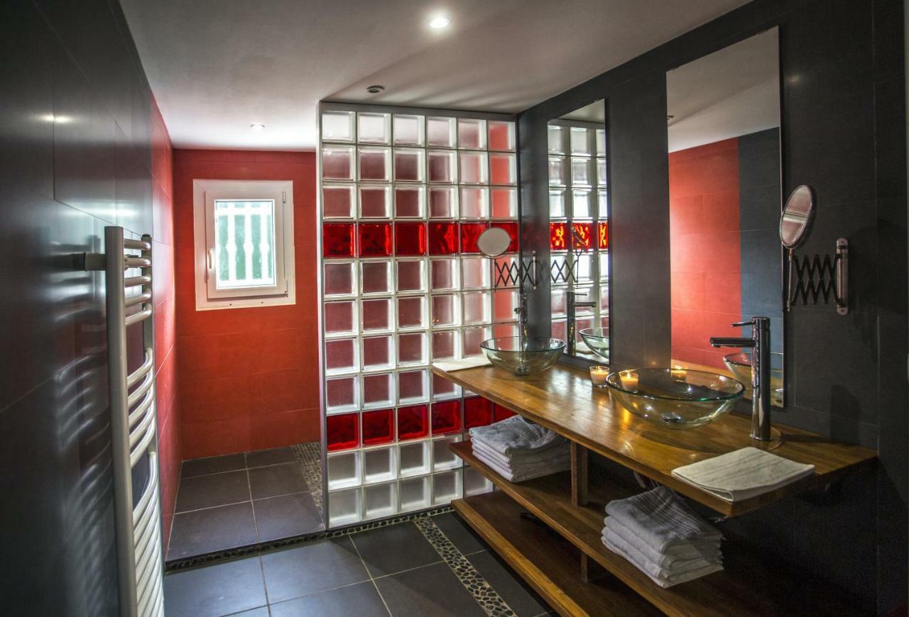 Les Tresors De Lizzie Hotel Coutras Luaran gambar